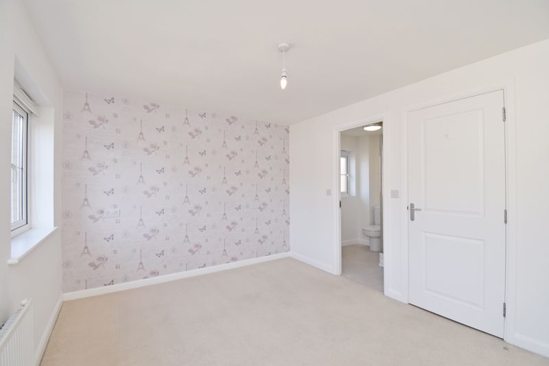 Bedroom- click for photo gallery